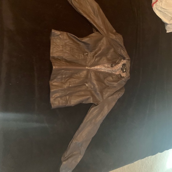 Jacket - Picture 1 of 4